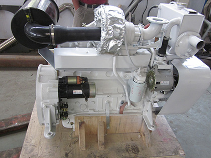 Cummins 6BT5.9-M120 Marine engine for propulsion