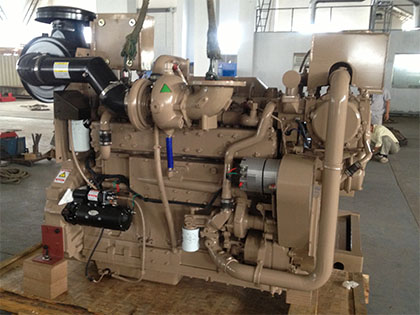 Cummins KT19-M425 Marine Engine